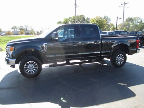 Used 2020 Ford F350 Lariat w/ Lariat Value Package image 9