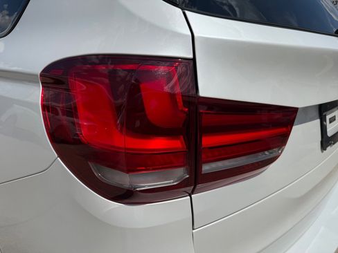 Used 2015 BMW X5 xDrive35i image 9