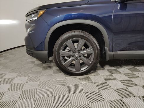 New 2025 Honda Pilot Sport image 25