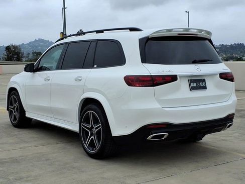 New 2026 Mercedes-Benz GLS 450 4MATIC image 21