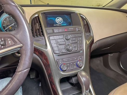 Used 2016 Buick Verano Leather w/ Driver Confidence Package FWD image 14