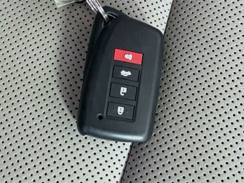 Used 2018 Lexus ES 350 w/ Accessory Package 2 image 35