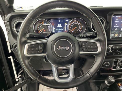 Used 2021 Jeep Wrangler Unlimited Sahara image 16