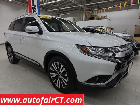 Used 2020 Mitsubishi Outlander SEL FWD image 1