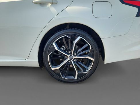 Used 2024 Nissan Altima 2.5 SR FWD image 8