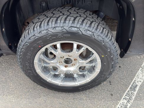 Used 2008 Chevrolet Avalanche LT w/ LT Preferred Equipment Group AWD/4WD image 34