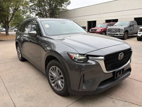Used 2024 MAZDA CX-90 Plug-In Hybrid w/ Preferred AWD/4WD image 4