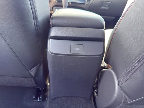 New 2026 Nissan Sentra SR FWD image 31