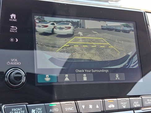 Certified 2023 Honda Odyssey Touring image 20