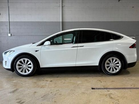 Used 2017 Tesla Model X 100D image 8