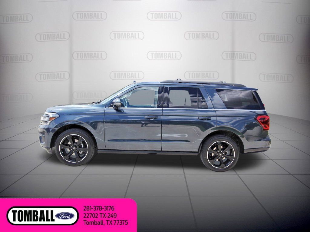 Used 2023 Ford Expedition Limited RWD image 4