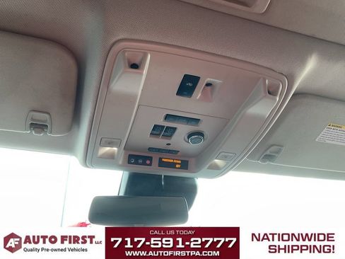 Used 2020 Cadillac Escalade ESV Luxury AWD/4WD image 31