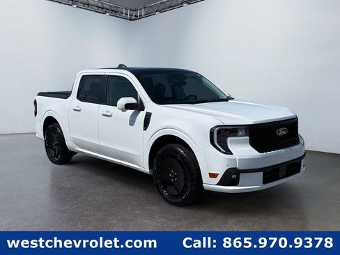 Used 2025 Ford Maverick Lobo AWD/4WD image 1