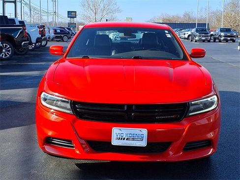 Used 2020 Dodge Charger SXT w/ Leather Interior Group image 21