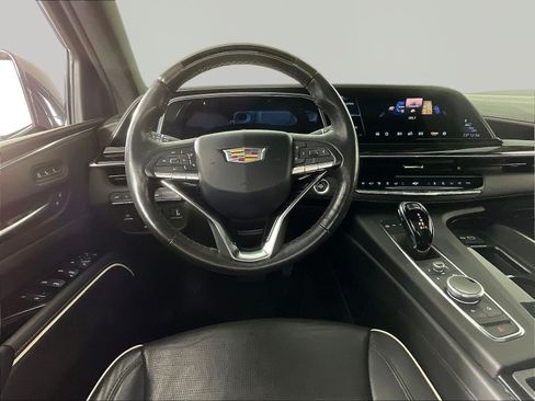 Used 2024 Cadillac Escalade ESV Sport AWD/4WD image 8