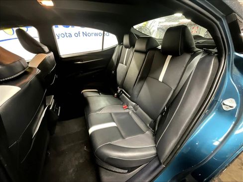 Used 2025 Toyota Camry SE image 15