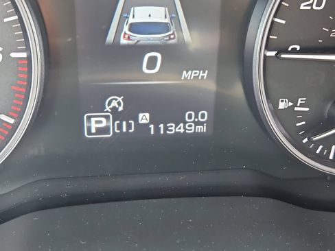 Used 2024 Subaru Crosstrek 2.5i Limited AWD/4WD image 13