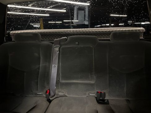 Used 2005 Chevrolet Silverado 1500 w/ Light Duty Power Package image 20