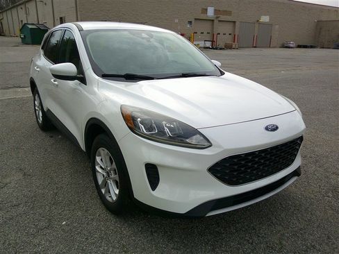 Used 2020 Ford Escape SE image 7