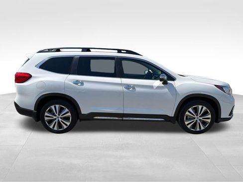 Used 2019 Subaru Ascent Touring w/ Popular Package #2 AWD/4WD image 8