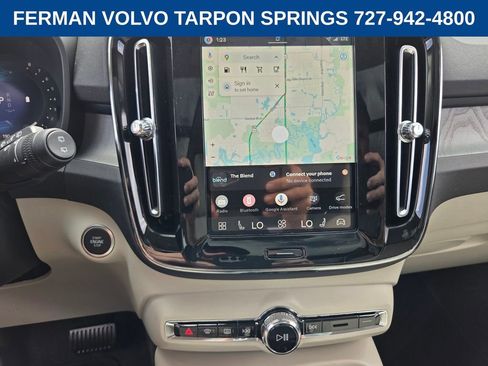 New 2026 Volvo XC40 B5 Plus w/ Protection Package Premier image 24