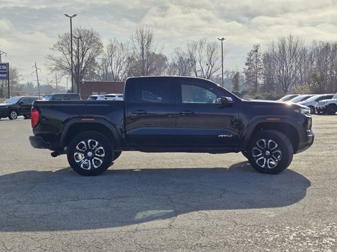 Used 2023 GMC Canyon AT4 w/ AT4 Premium Package image 3