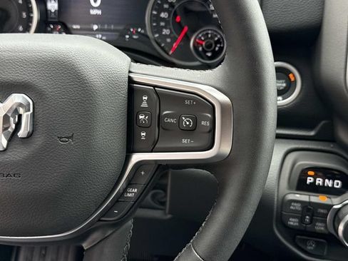 New 2026 RAM 1500 4x4 Crew Cab image 31