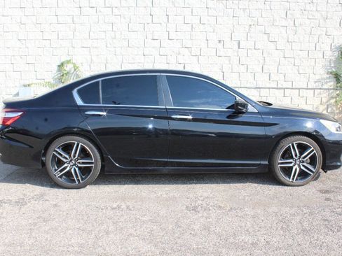 Used 2016 Honda Accord Sport image 6