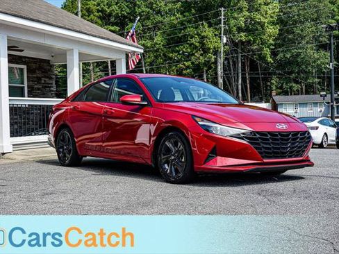 Used 2022 Hyundai Elantra SEL FWD image 9