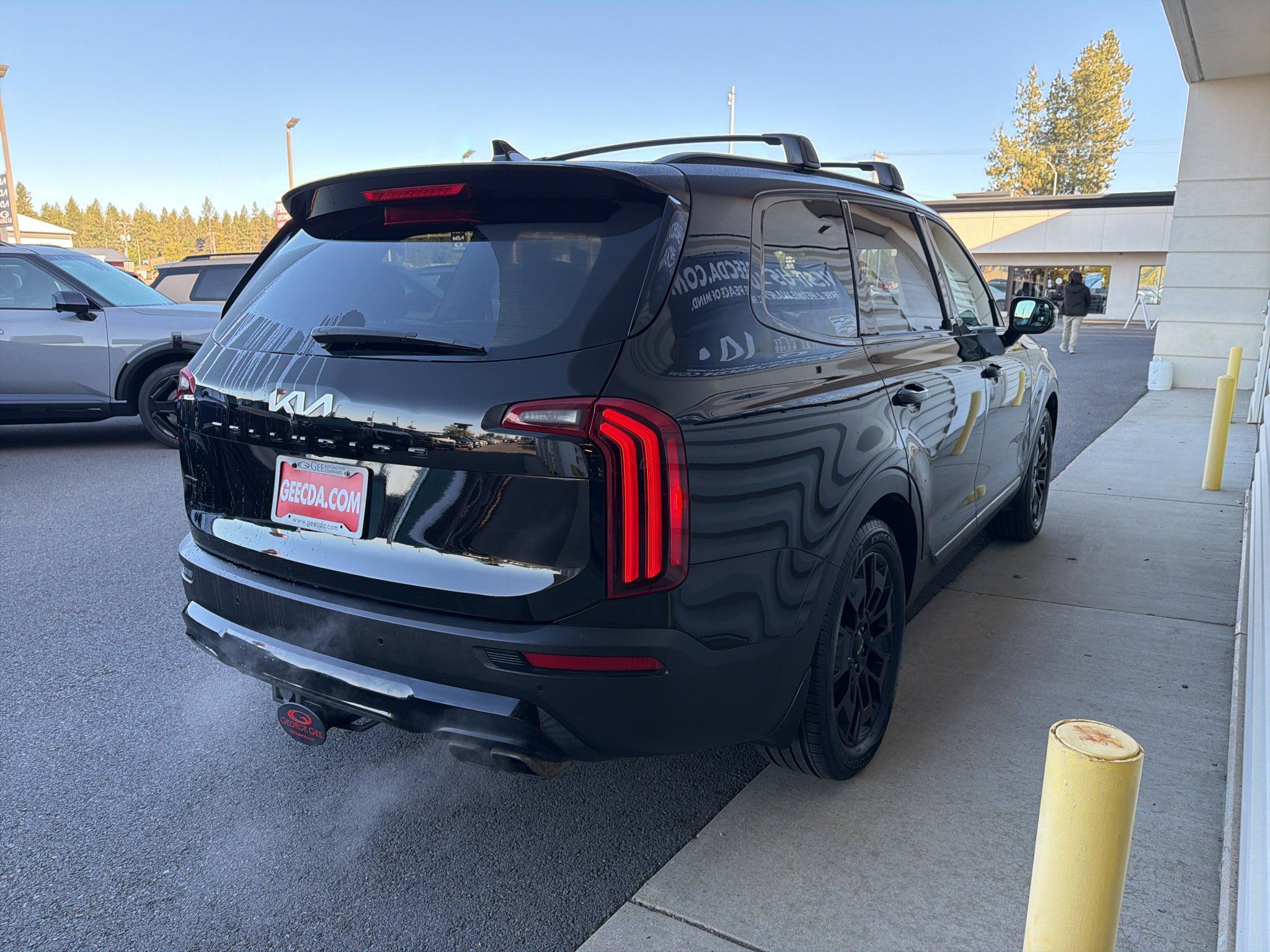 Used 2022 Kia Telluride SX AWD/4WD image 4