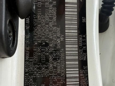 Used 2013 Toyota Highlander SE image 35