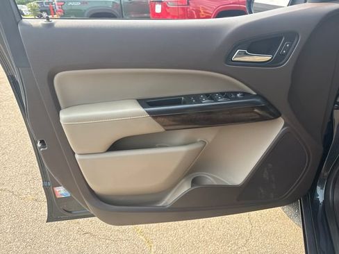 Used 2018 GMC Canyon SLT w/ Driver Alert Package AWD/4WD image 12