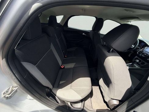 Used 2014 Ford Focus SE FWD image 23