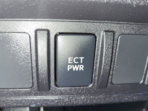 Used 2023 Toyota Tacoma SR image 29