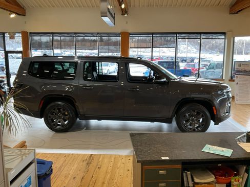 New 2026 Jeep Grand Wagoneer L Limited w/ Premium Group II image 2