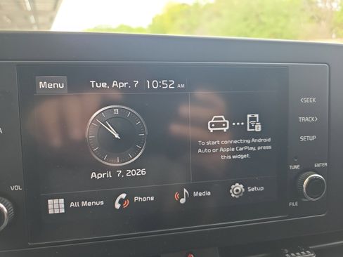 Certified 2024 Kia Sportage LX image 12