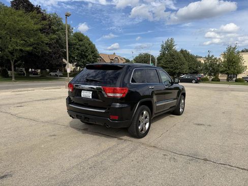 Used 2011 Jeep Grand Cherokee Overland AWD/4WD image 7