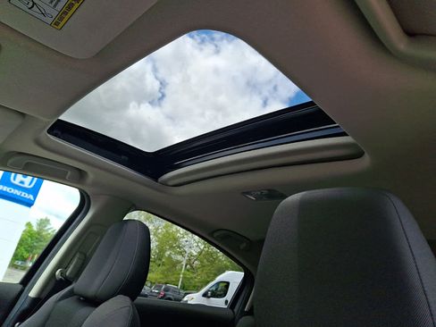 Certified 2022 Honda HR-V EX image 16