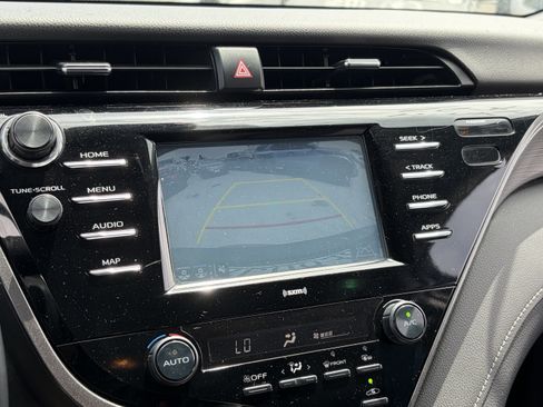 Certified 2020 Toyota Camry SE w/ Convenience Package FWD image 6