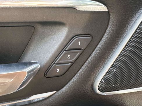 Used 2023 RAM 1500 Laramie AWD/4WD image 28
