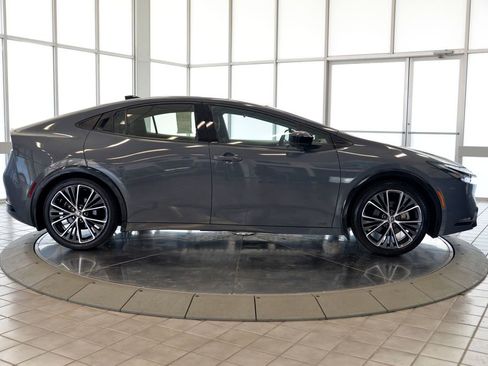 Used 2024 Toyota Prius Limited w/ Limited Premium Package AWD/4WD image 9