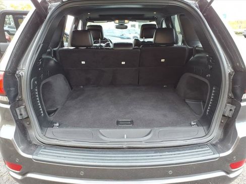 Used 2020 Jeep Grand Cherokee Altitude image 19