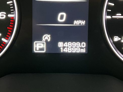 Used 2025 Subaru Outback Premium w/ Popular Package #1A image 18