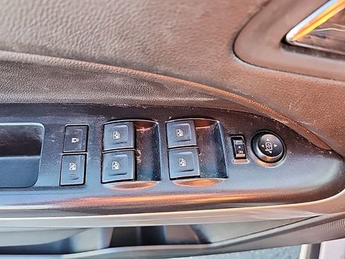 Used 2022 Chevrolet Colorado LT w/ Safety Package image 24