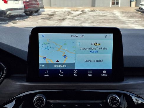 Used 2020 Ford Escape Titanium image 12