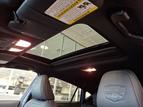 Certified 2025 Subaru Crosstrek 2.5i Wilderness w/ Crosstrek Mirror Package AWD/4WD image 14