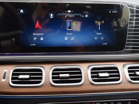 New 2025 Mercedes-Benz GLE 450 4MATIC image 25