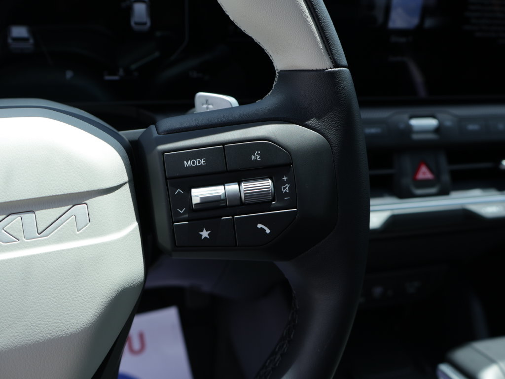 New 2026 Kia K4 GT-Line w/ GT-Line Premium Package FWD image 31