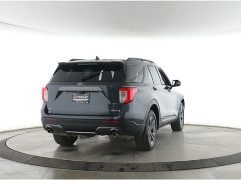 Used 2023 Ford Explorer XLT w/ Equipment Group 202A AWD/4WD image 7