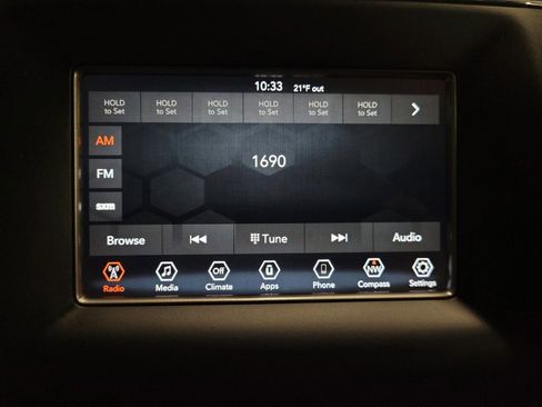 Used 2020 Jeep Grand Cherokee Laredo image 25